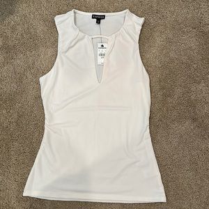 Express keyhole top